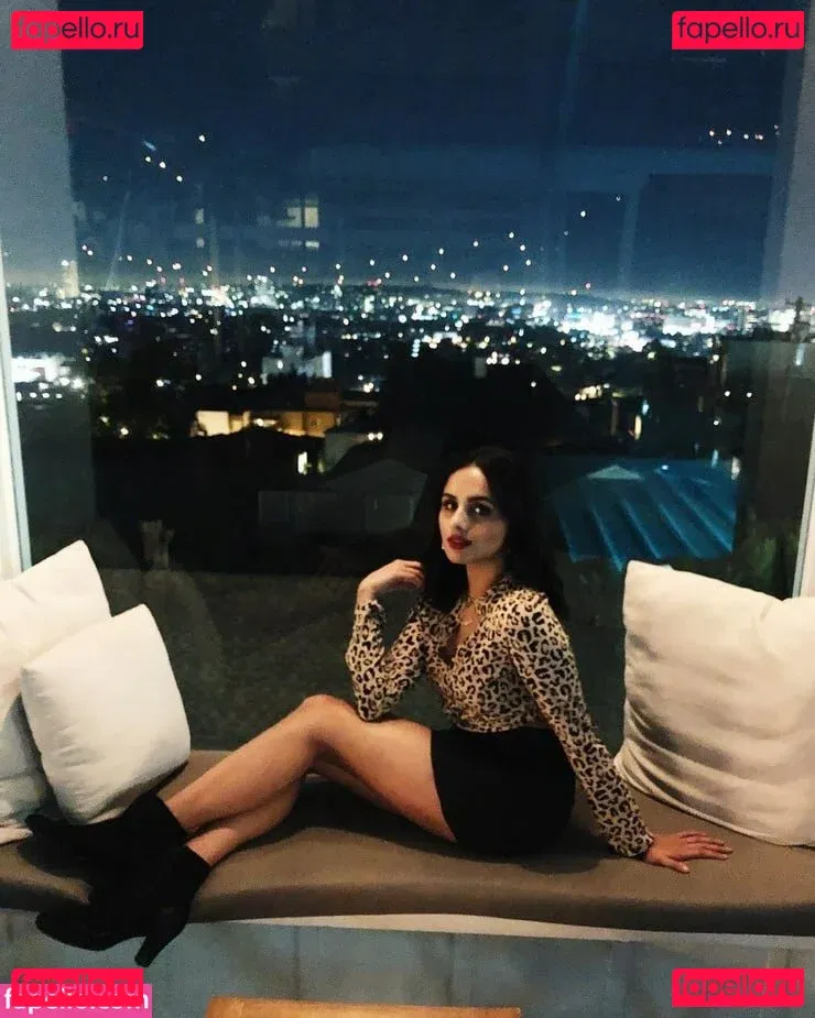 Aparna Brielle Onlyfans Photo Gallery 