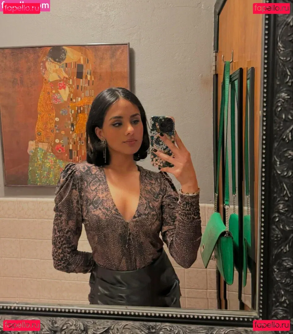 Aparna Brielle Onlyfans Photo Gallery 