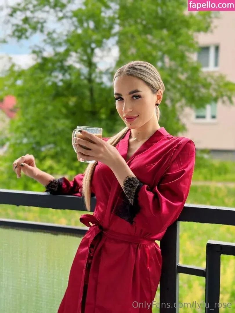 lylu_rose Onlyfans Photo Gallery 