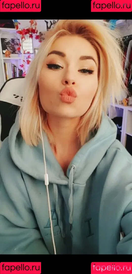 bgkatja Onlyfans Photo Gallery 