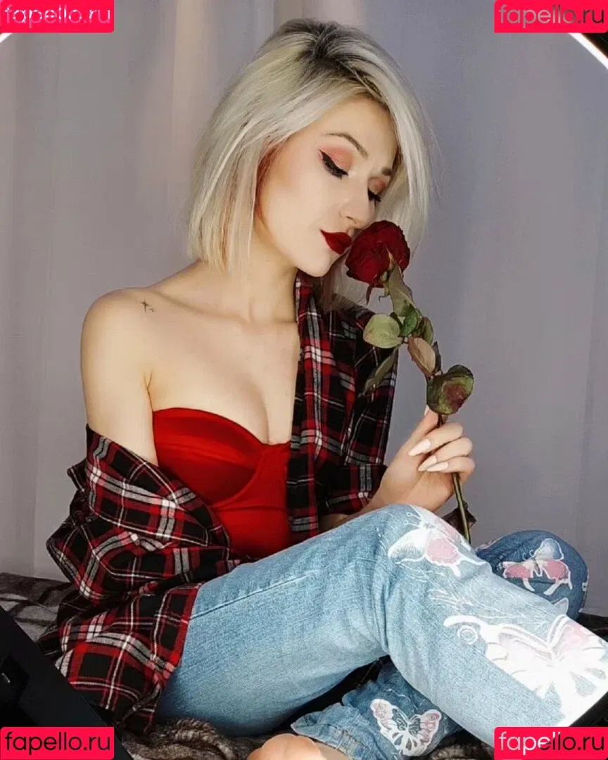 bgkatja Onlyfans Photo Gallery 