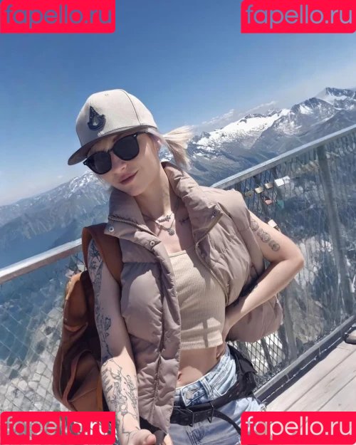 bgkatja Onlyfans Photo Gallery 