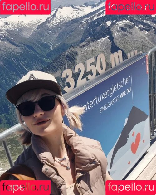 bgkatja Onlyfans Photo Gallery 