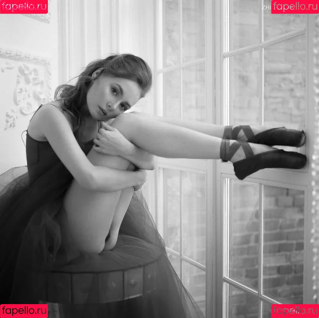 Kate Halpert Onlyfans Photo Gallery 