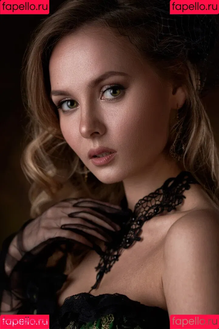 Kate Halpert Onlyfans Photo Gallery 