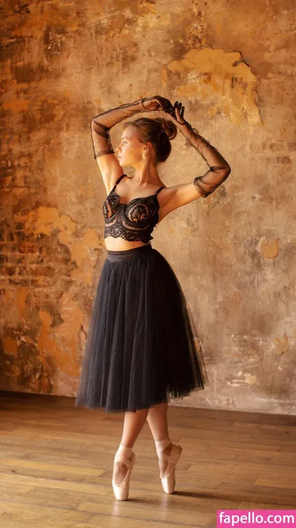 Kate Halpert Onlyfans Photo Gallery 