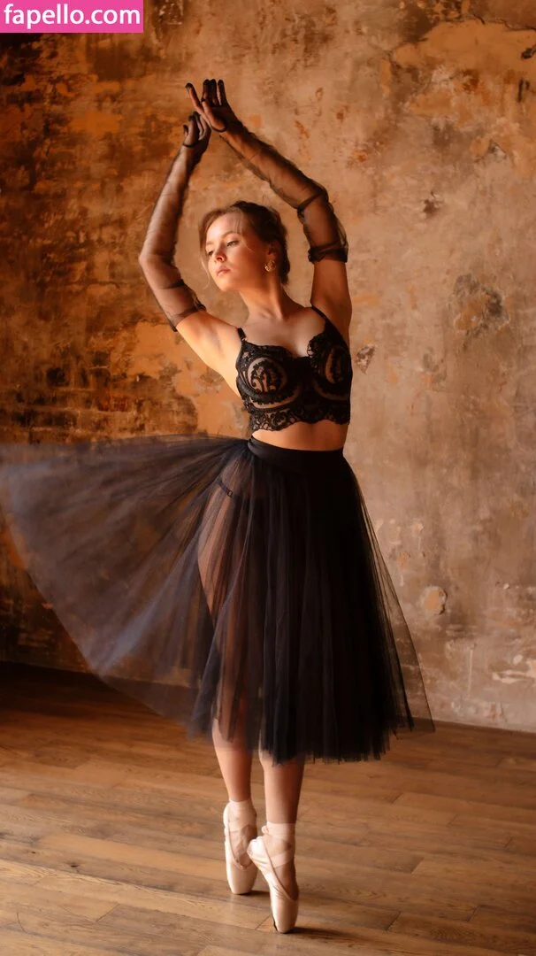 Kate Halpert Onlyfans Photo Gallery 