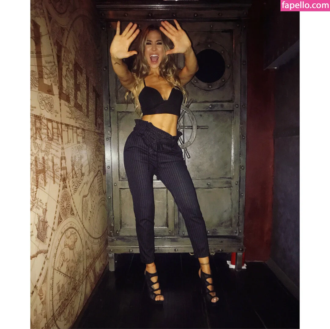 Jimena Baron Onlyfans Photo Gallery 