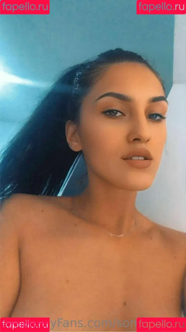 sonia_1999 Onlyfans Photo Gallery 