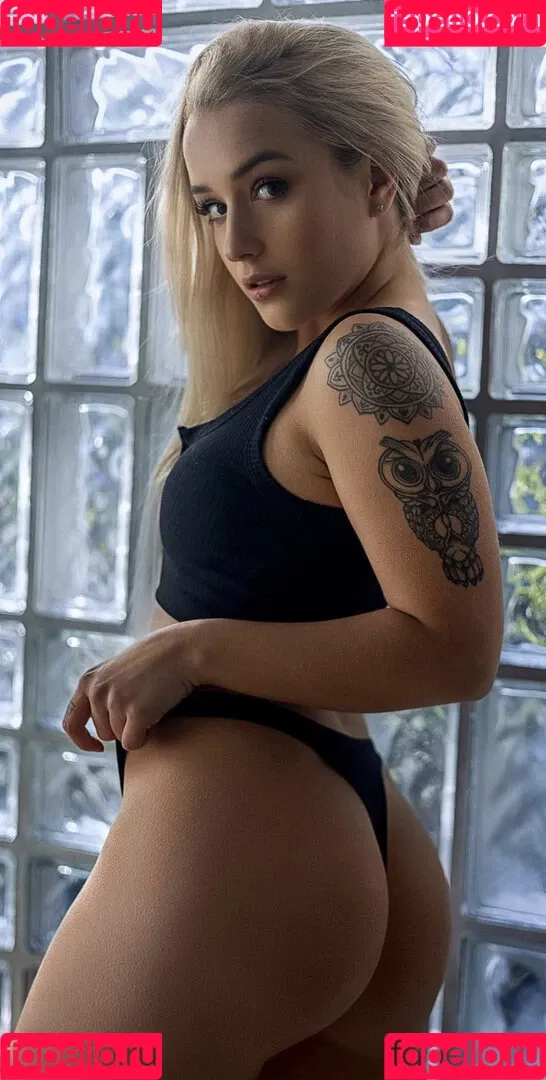 HakunaMavie Onlyfans Photo Gallery 