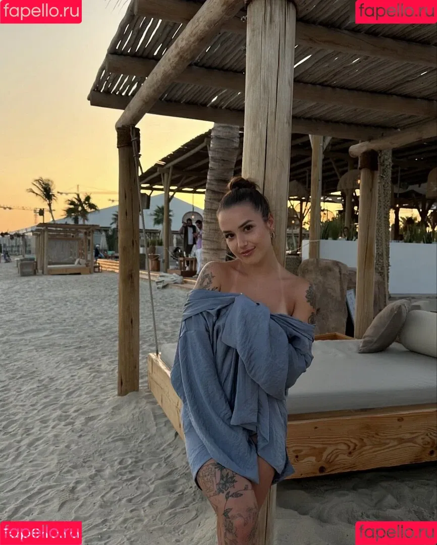 HakunaMavie Onlyfans Photo Gallery 