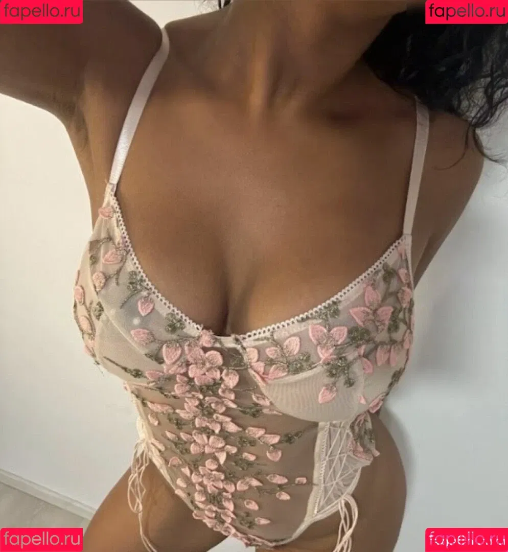 Naomi.Loco Onlyfans Photo Gallery 