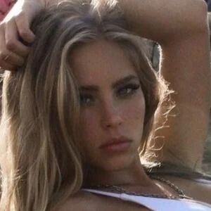 Coral Baey Onlyfans Photo Gallery 