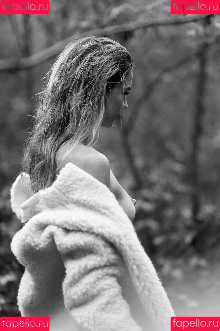 Merel Van Der Wouden Onlyfans Photo Gallery 