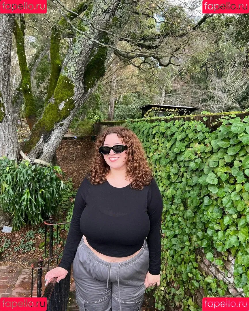 Stephanie Sangster Onlyfans Photo Gallery 