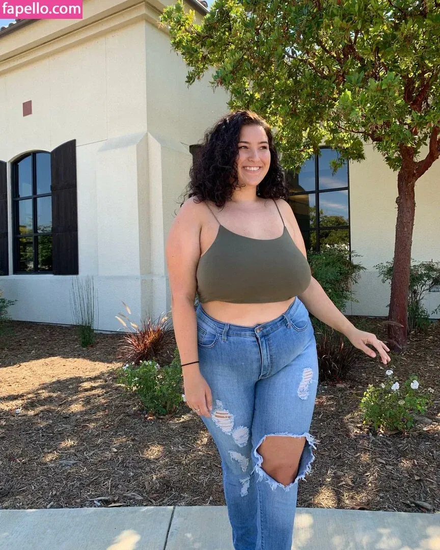 Stephanie Sangster Onlyfans Photo Gallery 