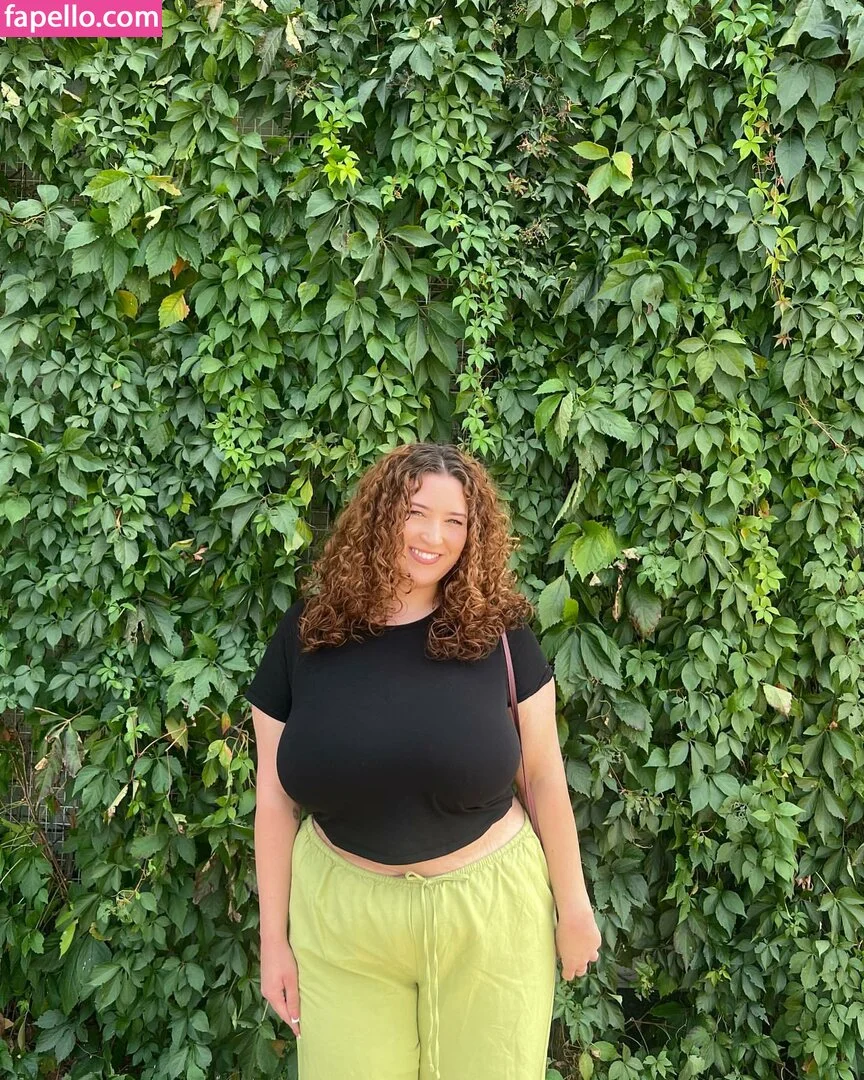 Stephanie Sangster Onlyfans Photo Gallery 