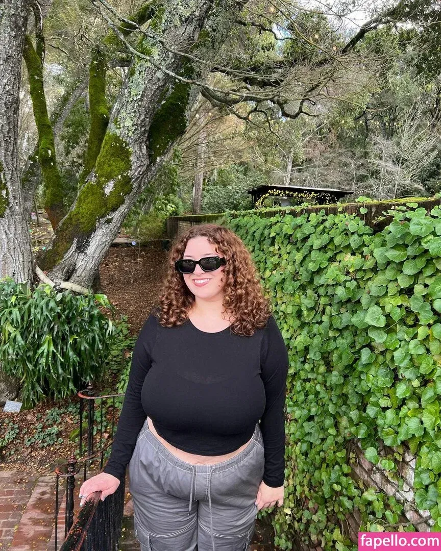 Stephanie Sangster Onlyfans Photo Gallery 