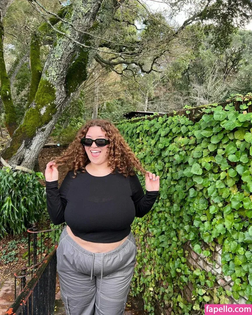 Stephanie Sangster Onlyfans Photo Gallery 