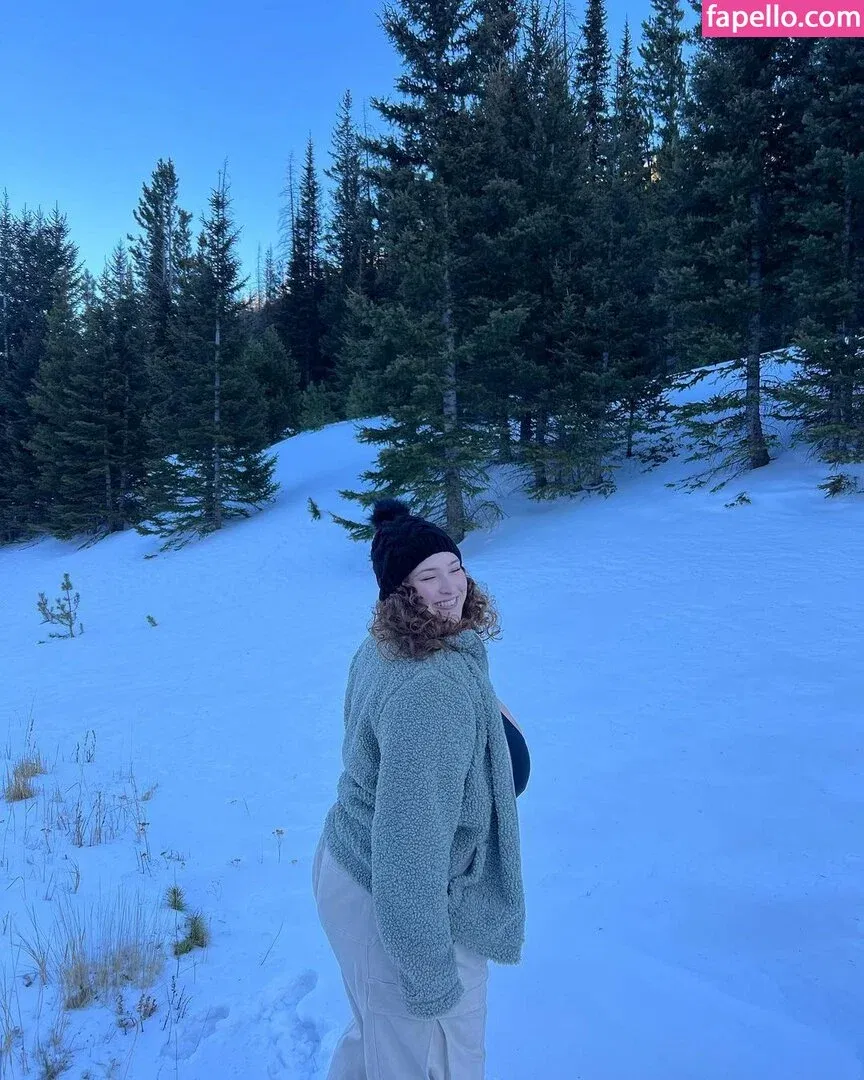 Stephanie Sangster Onlyfans Photo Gallery 