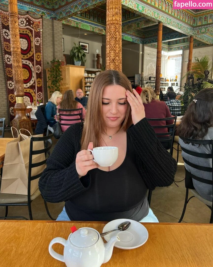 Stephanie Sangster Onlyfans Photo Gallery 