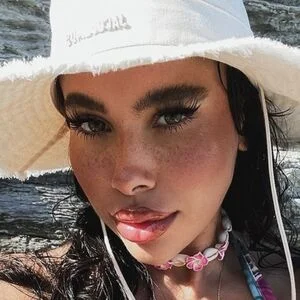 Selin Onlyfans Photo Gallery 