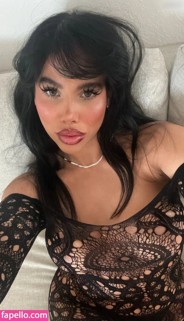 Selin Onlyfans Photo Gallery 