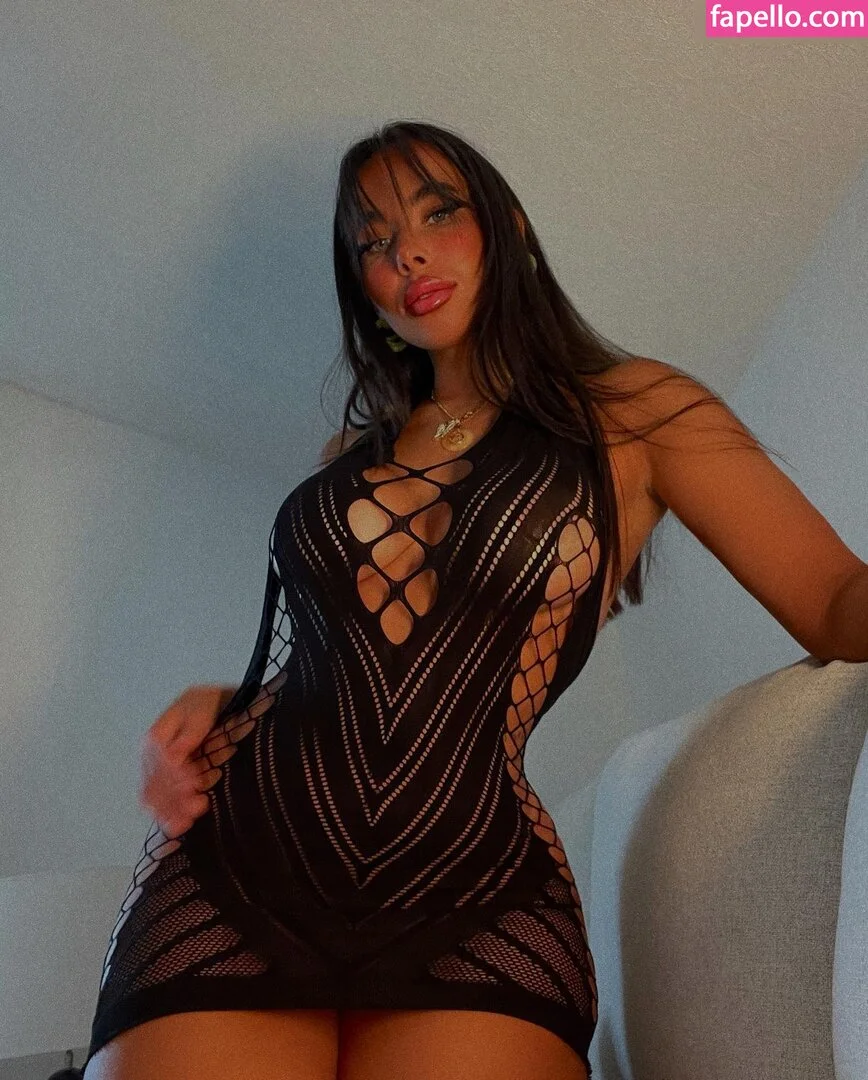 Selin Onlyfans Photo Gallery 