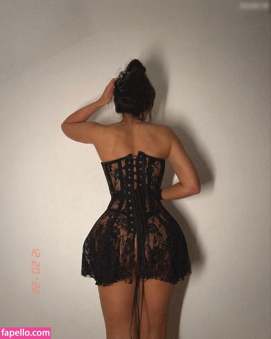 Selin Onlyfans Photo Gallery 