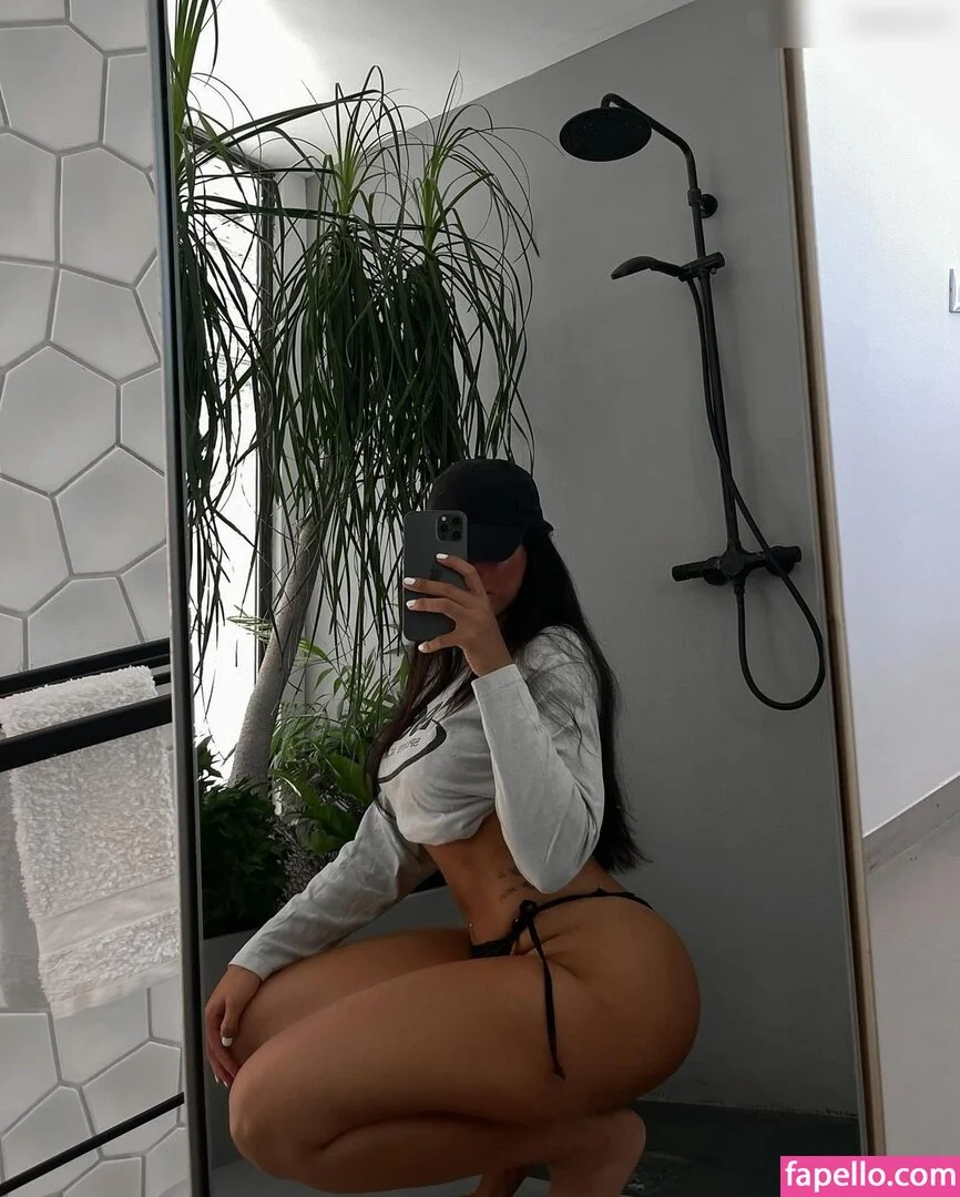 Selin Onlyfans Photo Gallery 
