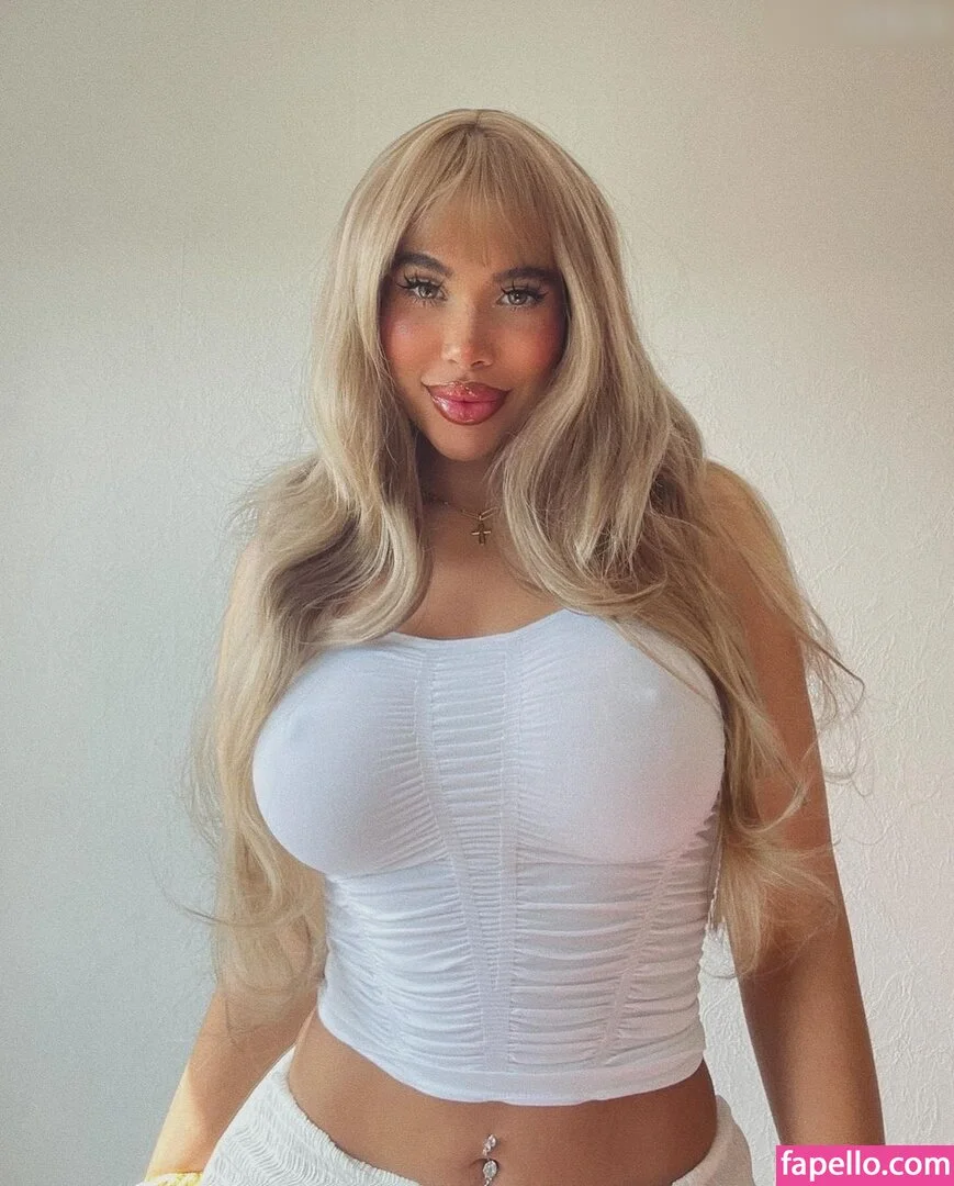 Selin Onlyfans Photo Gallery 