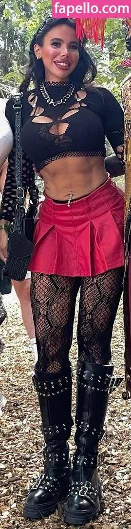 Selin Onlyfans Photo Gallery 