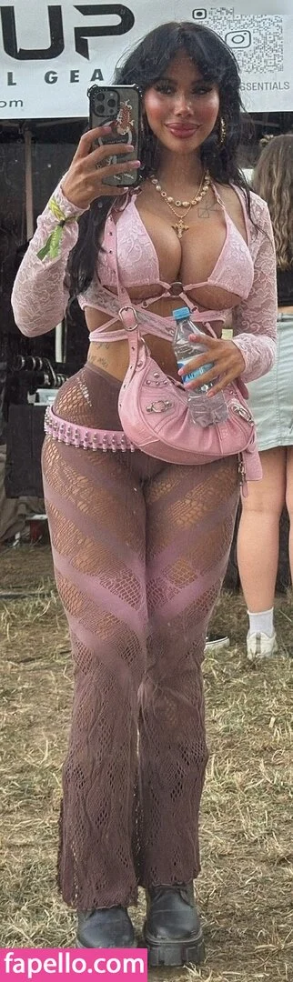 Selin Onlyfans Photo Gallery 