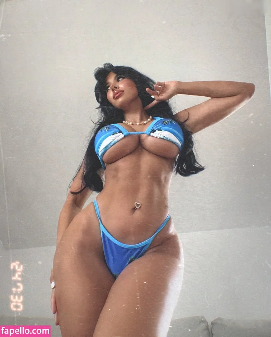 Selin Onlyfans Photo Gallery 