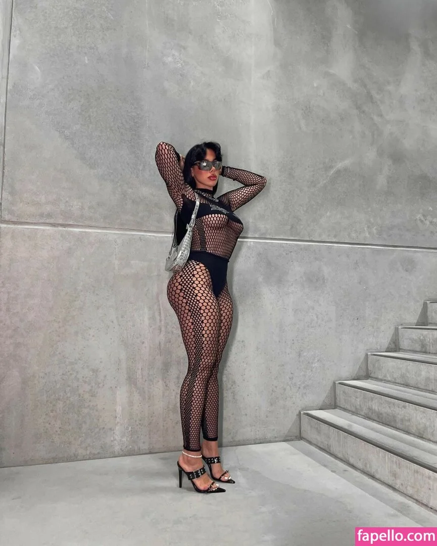 Selin Onlyfans Photo Gallery 