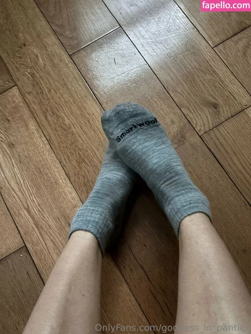 goddess_in_panties Onlyfans Photo Gallery 