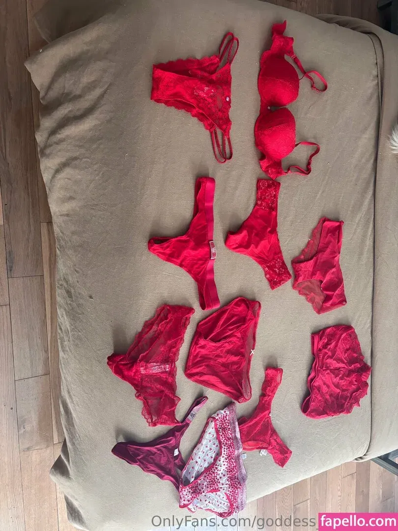 goddess_in_panties Onlyfans Photo Gallery 