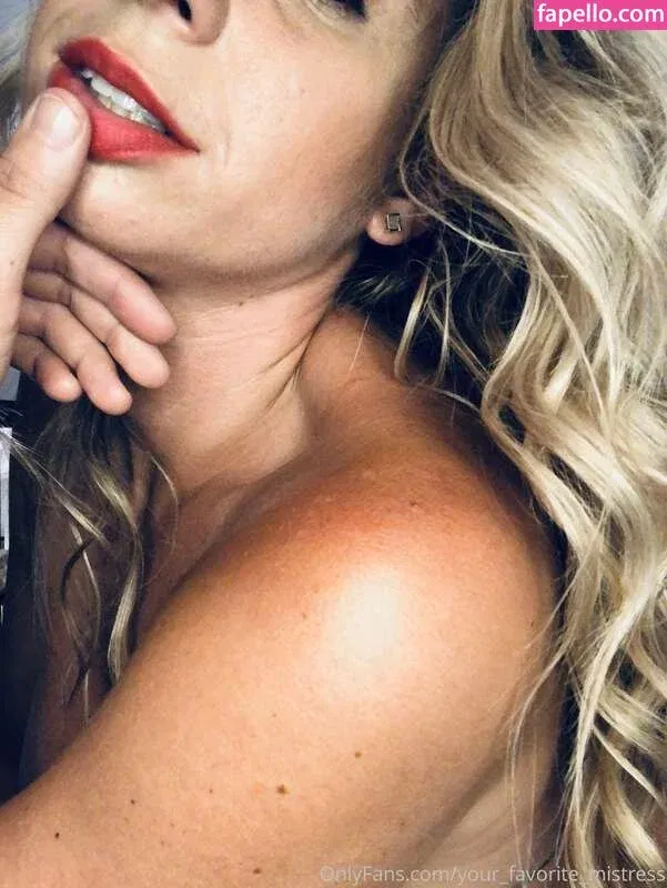 goddess_in_panties Onlyfans Photo Gallery 