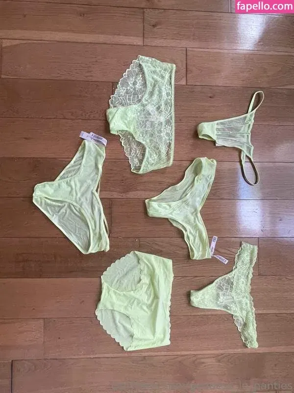 goddess_in_panties Onlyfans Photo Gallery 