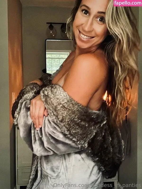 goddess_in_panties Onlyfans Photo Gallery 