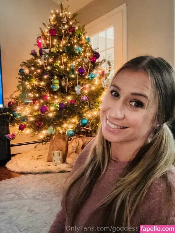 goddess_in_panties Onlyfans Photo Gallery 