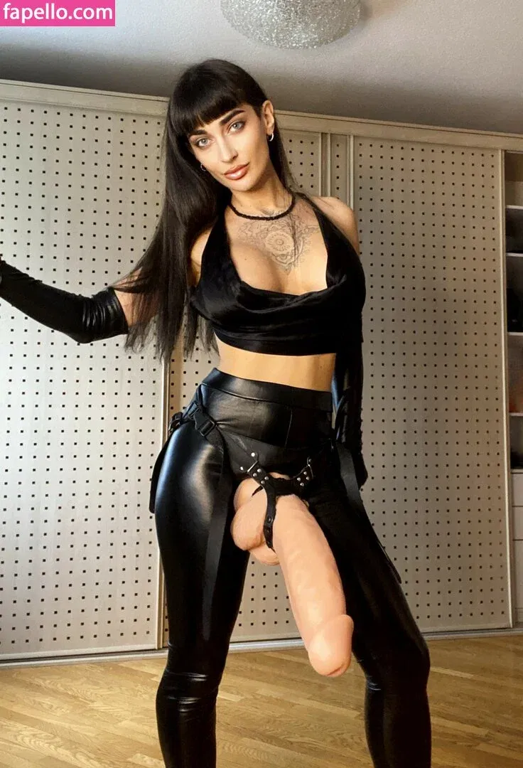 ester_witch Onlyfans Photo Gallery 