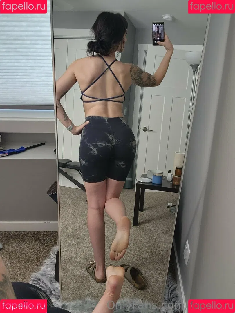 Goddess KT Onlyfans Photo Gallery 