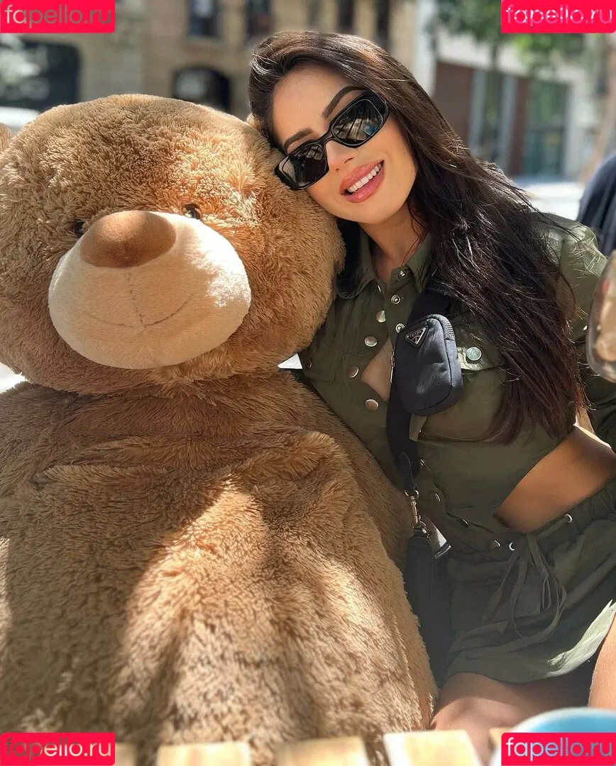 Ghi Eburneo Onlyfans Photo Gallery 