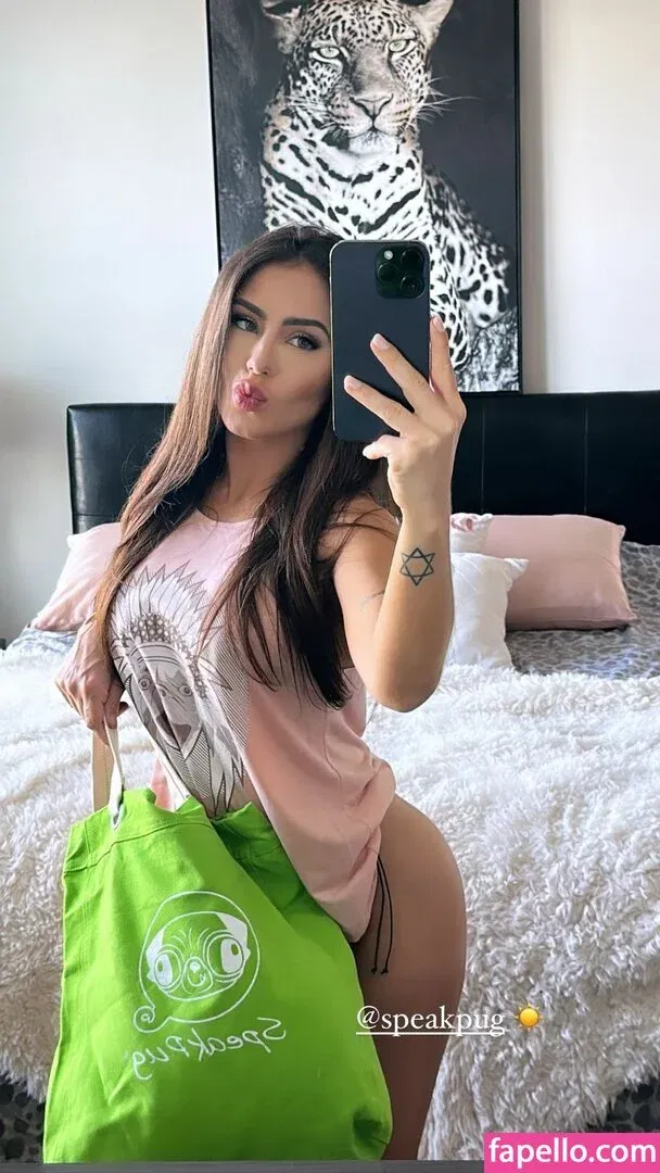 Ghi Eburneo Onlyfans Photo Gallery 