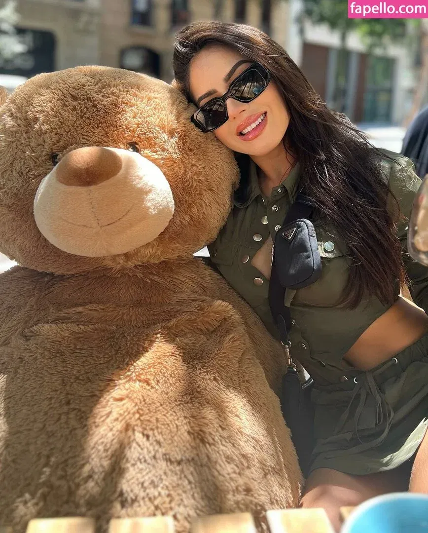 Ghi Eburneo Onlyfans Photo Gallery 