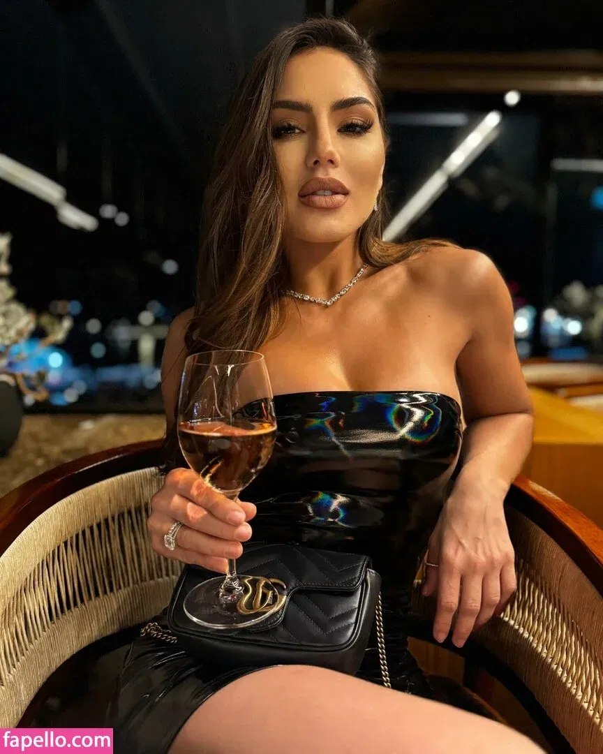 Ghi Eburneo Onlyfans Photo Gallery 