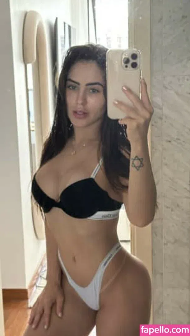 Ghi Eburneo Onlyfans Photo Gallery 