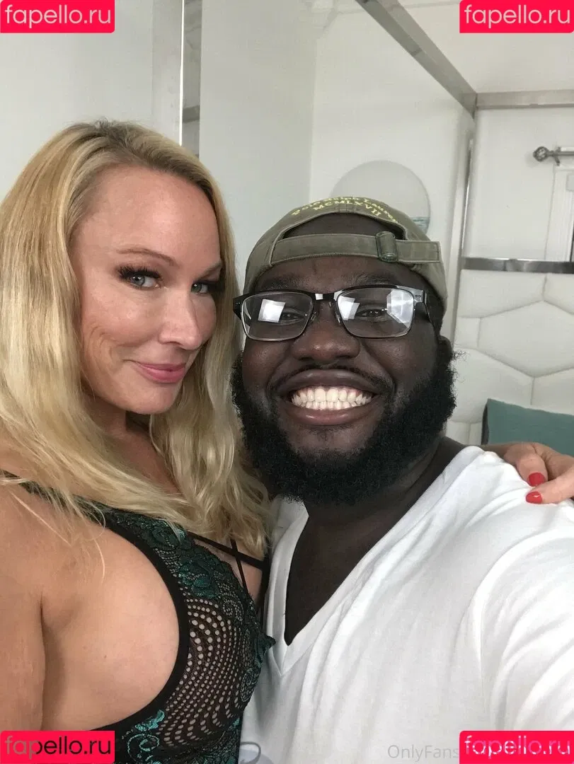 semajmedia Onlyfans Photo Gallery 