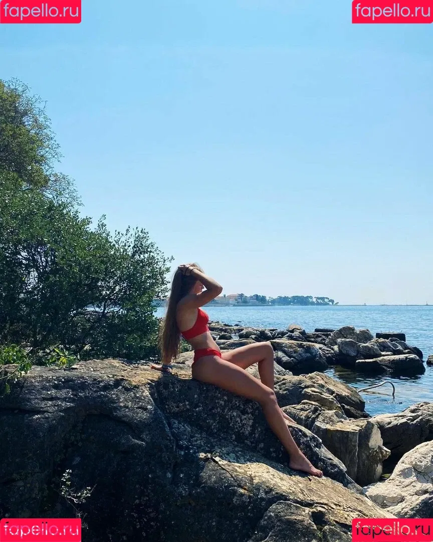 Jellefeline Onlyfans Photo Gallery 